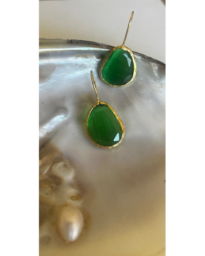 Pendientes verde intenso